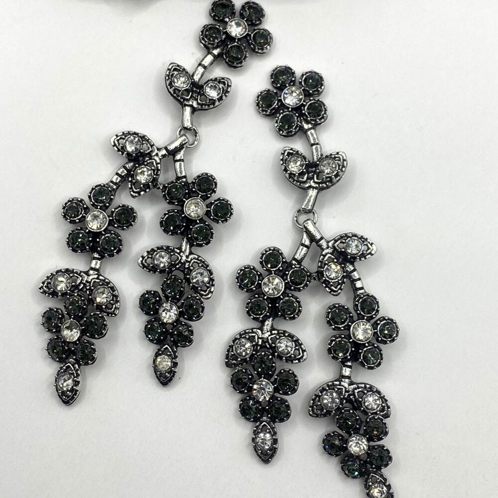NEW Gunmetal Silver Floral Boutique Rhinestone Drop Earrings